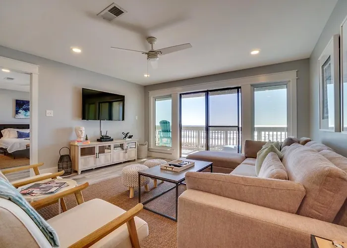 Ramsgate 22 Premium Quality One Level Fully Renovated